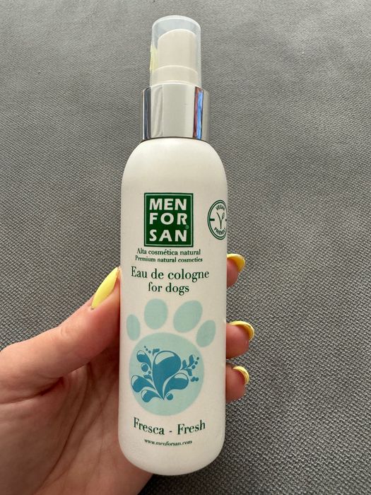 Conjunto shampoos e perfume para cães