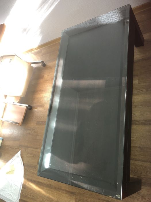 Дерв’яний журнальний стіл Б/У