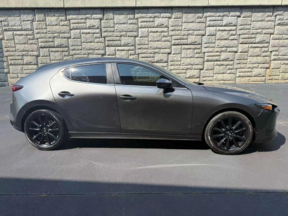 Mazda 3 Premium      2019