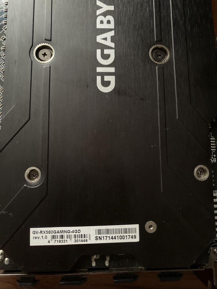 Відеокарта gigabyte rx580 4gb