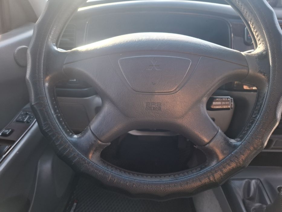 Mitsubishi pajero sport
