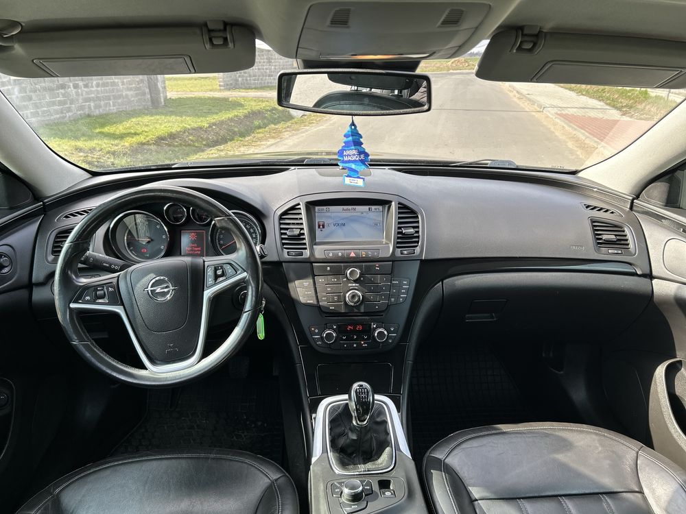 Opel Insignia 2.0 cdti 160 km xenon