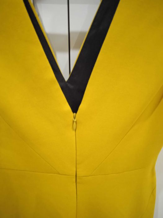 Vestido Zara, tamanho S, amarelo esverdeado