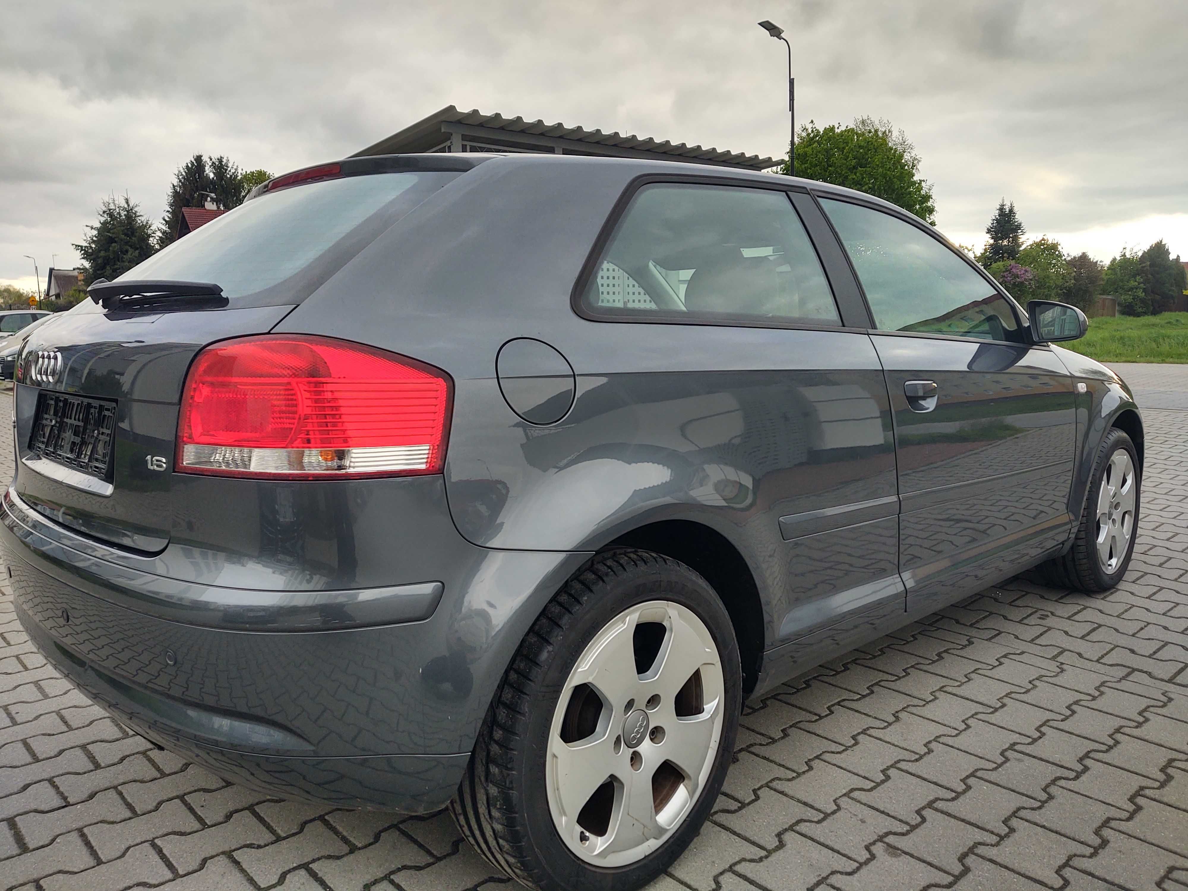 audi a3 2007r 1.6mpi 102KM alkantara tylko 185 tyś km serwis w audi