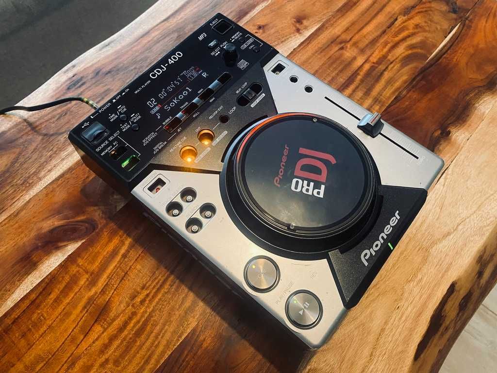 Odtwarzacz Pioneer CDJ 400