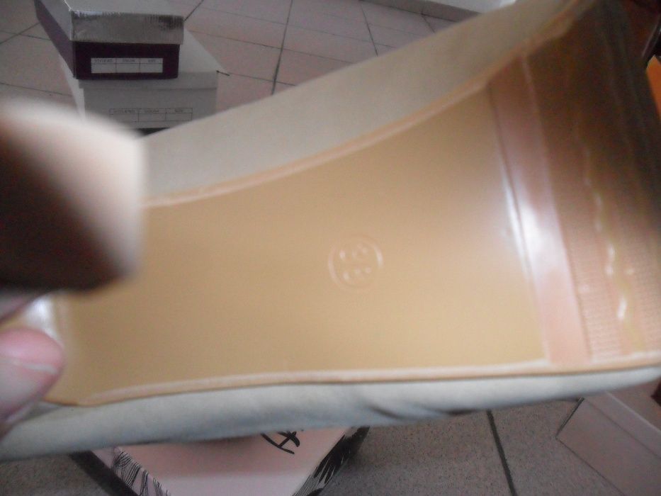 Sandálias novas tam. 38