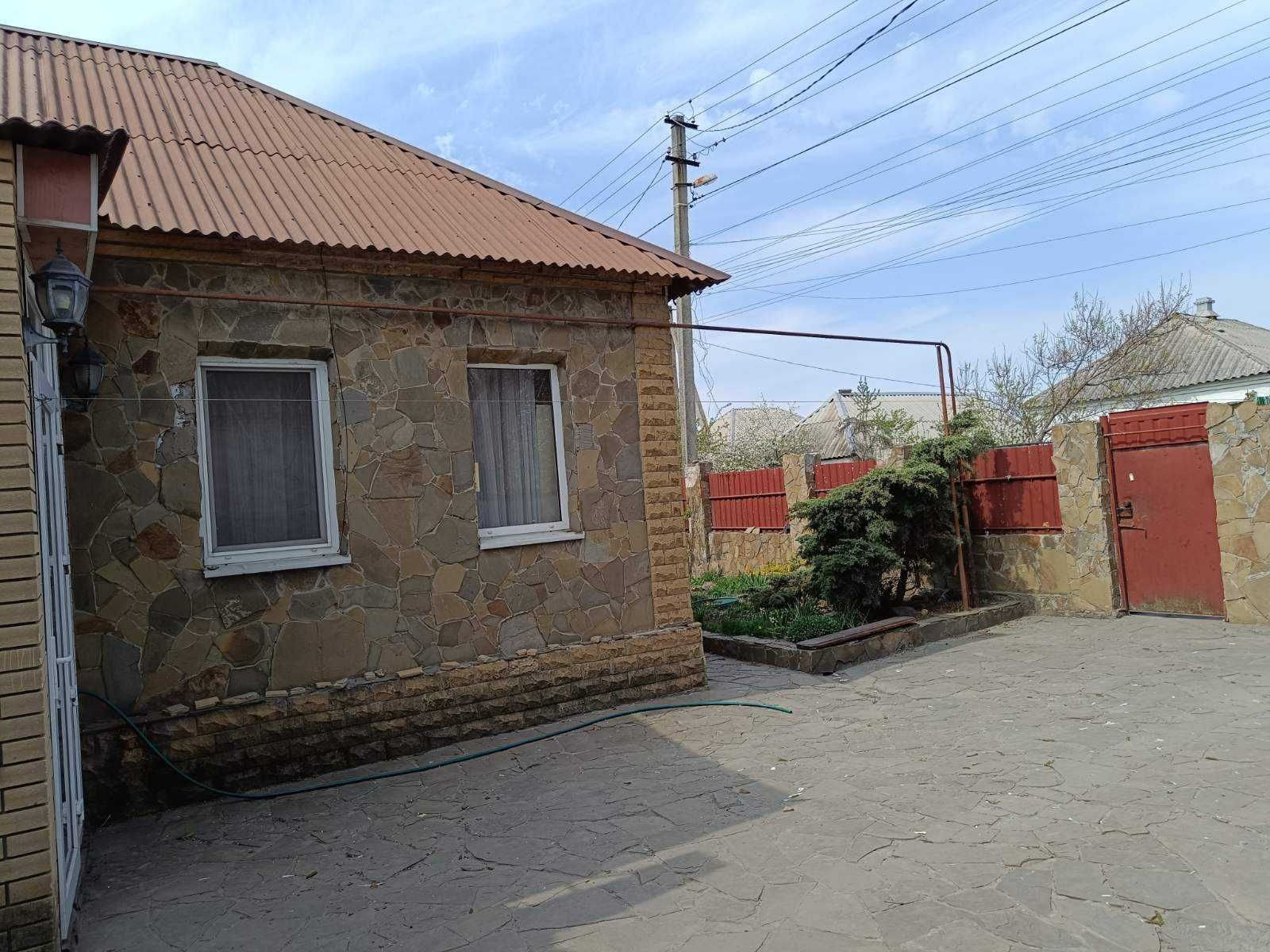 Продам дом  АНД р-н ул. Петрозаводская(озеро  Куриное)