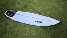 Prancha 5'10 JS Monsta 2020 - 30 Litros