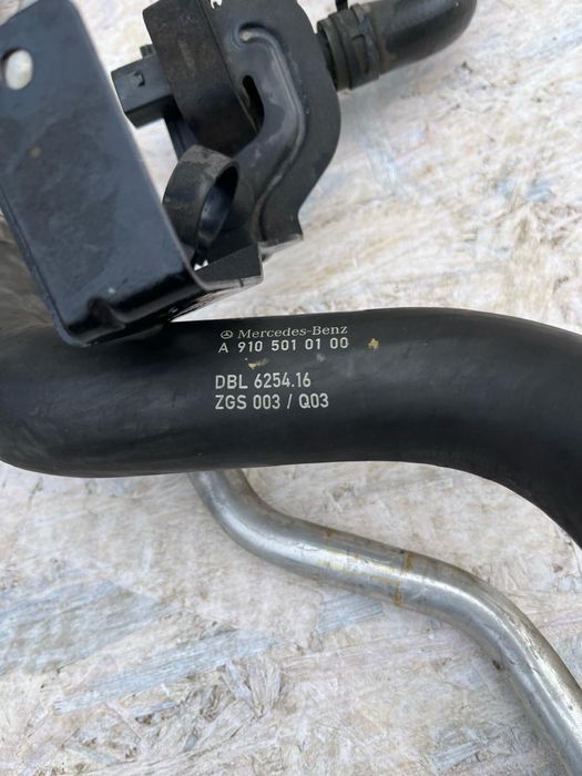 Mercedes Sprinter 910-й патрубки кондиціонера