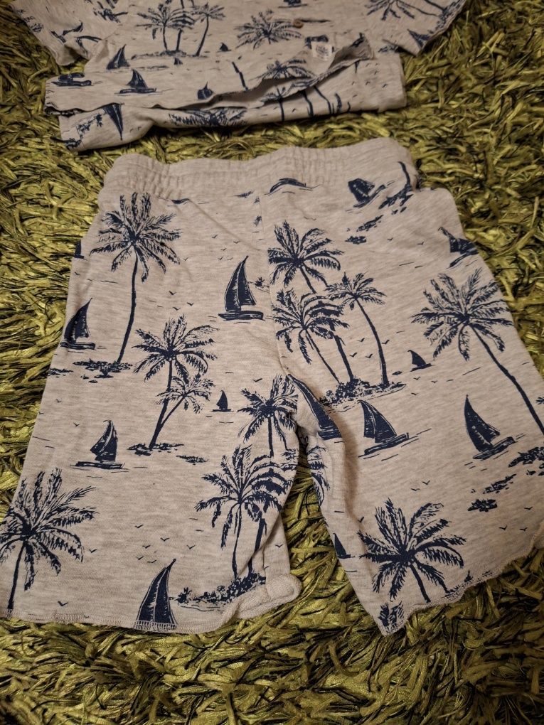 Komplet letni dresowy hawajski H&M rozmiar 122-128