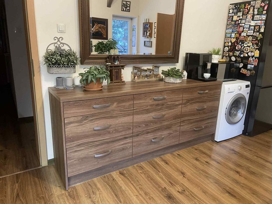 Kuchnia (szafki) + pochłaniacz + komoda