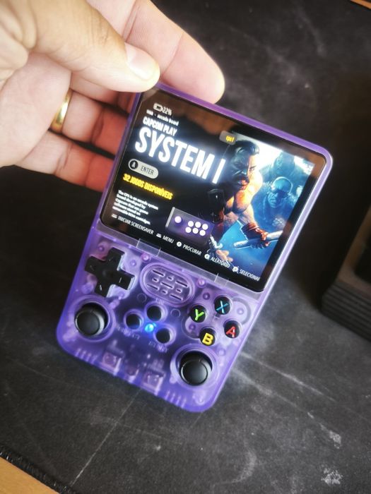 Console Portátil R36S