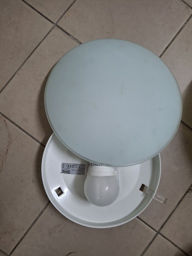 Conjunto de candeeiros e abajours
