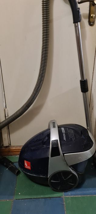 Пилосос Zelmer Aquos 1600 w на запчастини