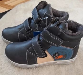 Nowe nieużywane kozaki chłopięce rozmiar 31