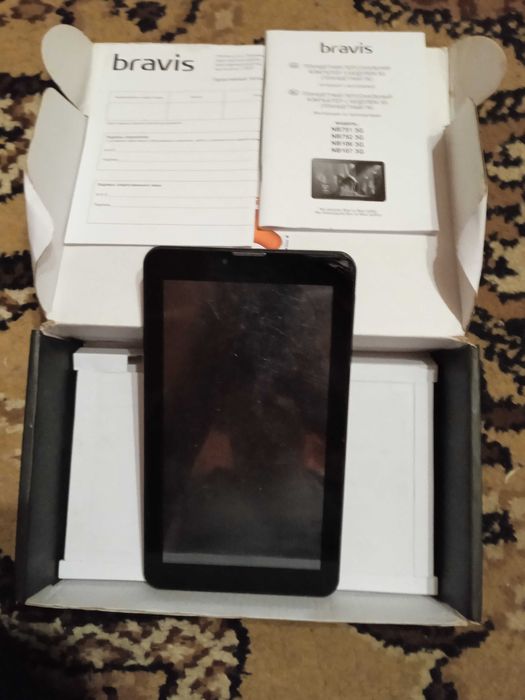 Б/у планшет bravis