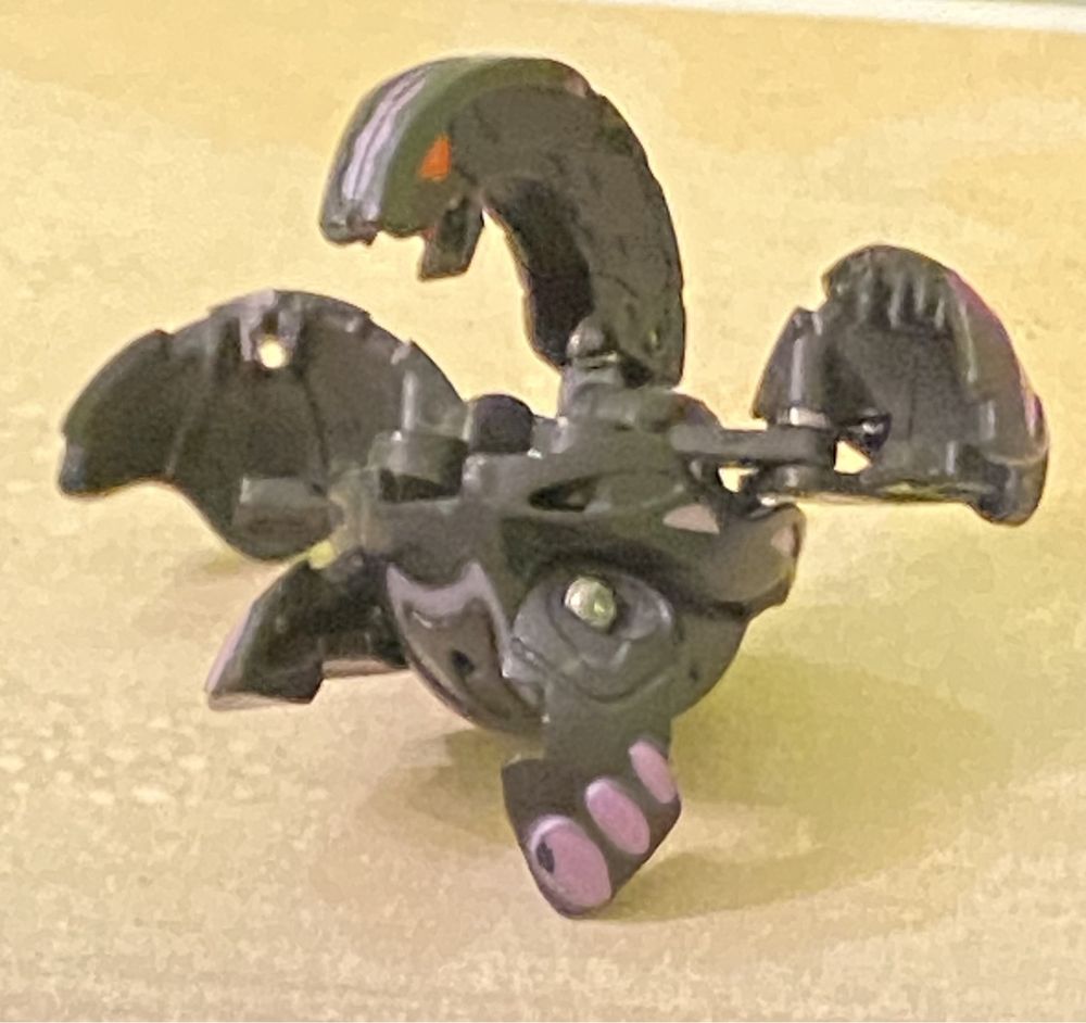 Bakugan Werna czarny