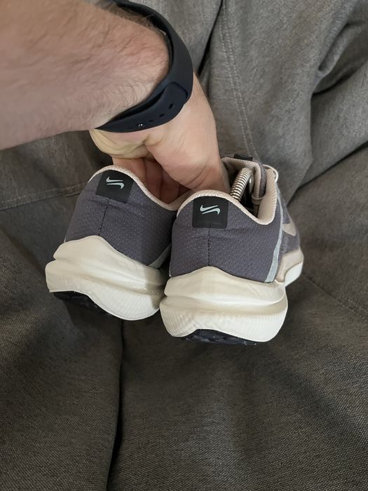 Кросівки NIKE AIR ZOOM WINFLO 44 28 кроссовки найк вінфло бігові