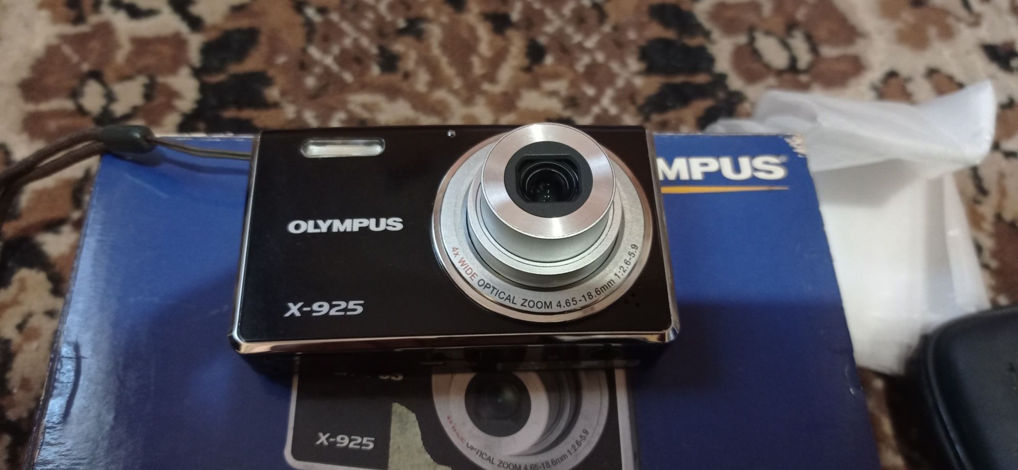 Цифровой фотоаппарат Olympus x-925