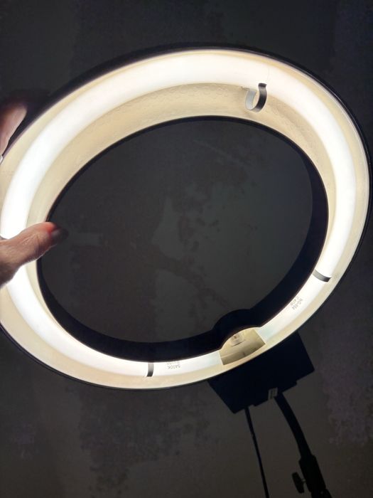 Lampy kosmetyczne pierscieniowe