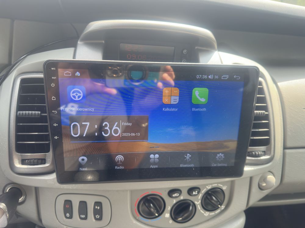 Opel  vivaro  trafic radio android google maps