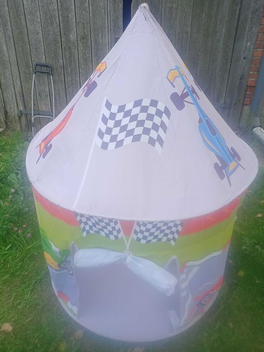 Namiot dla dzieci Elefun 125x100x100 dla chłopca z motywem wyścigowym