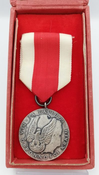 Stary medal odznaczenie kolekcja Za Zasługi Dla Obronności Kraju PRL