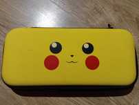 switch etui pikachu żółty