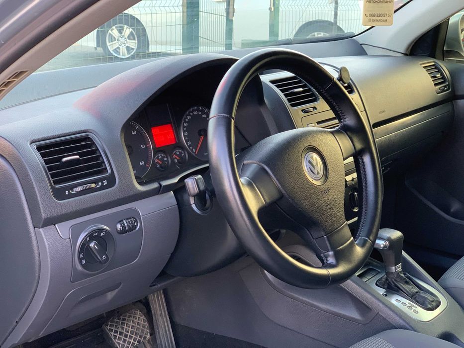 Volkswagen Golf 2007 автомат