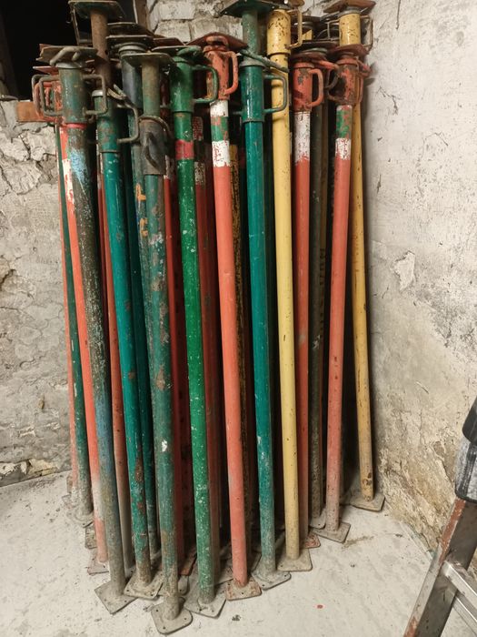 Wypożyczę stemple budowlane