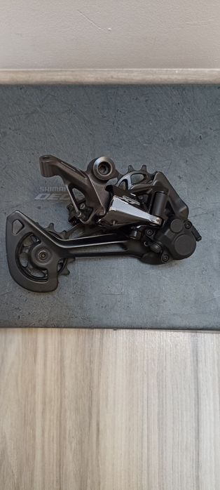 Przerzutka tył Shimano Deore XT-8100
