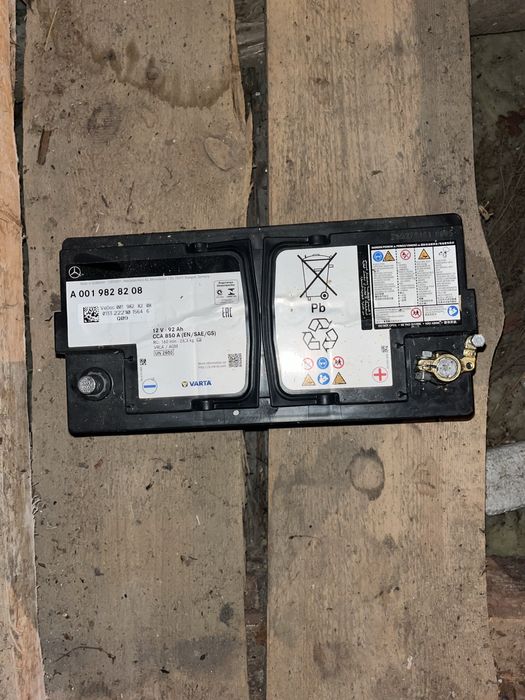 Гелевий аккумулятор AGM мерседес