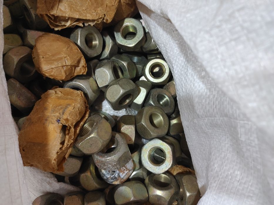 Гайка колеса СССР газ ЗИЛ Урал