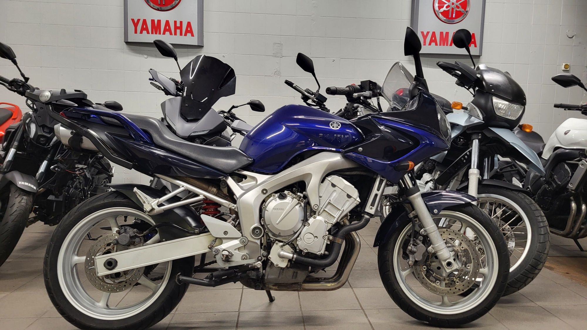 Yamaha FZ6 Fazer 2sztuki Filmik Oryginał Dostawa pod dom Moto-Pasja
