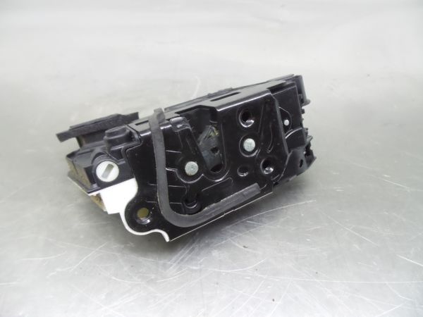 Fechadura / fecho porta trás esquerdo VOLKSWAGEN Golf VII (5G1, BQ1, B