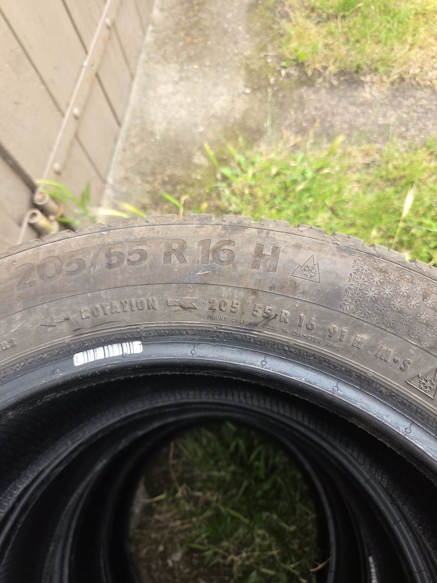 Opony caloroczne  205 55r16  Continental  rok 2024