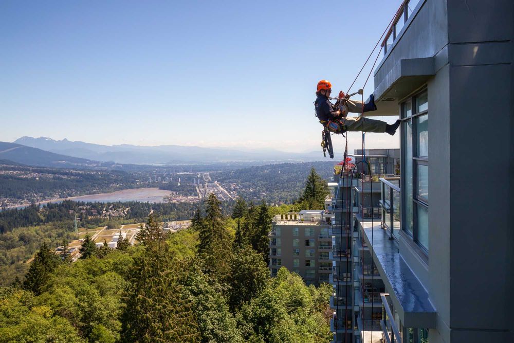 Pintura Reparação Coberturas Fachadas Estruturas