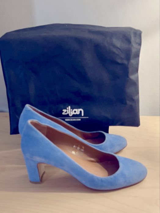 Sapatos de salto da Zilian