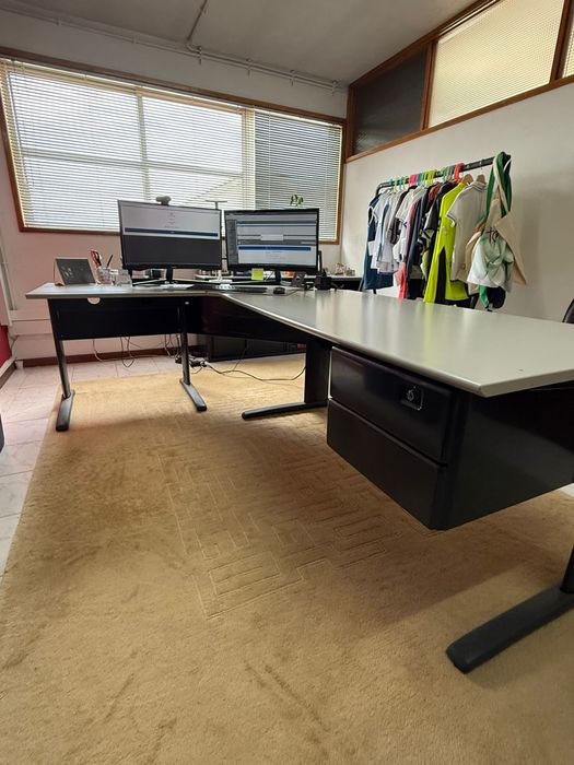 Secretaria em “L”