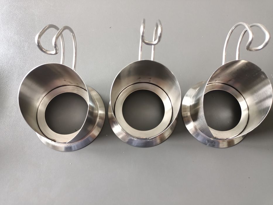 Koszyczki, uchwyty do szklanek