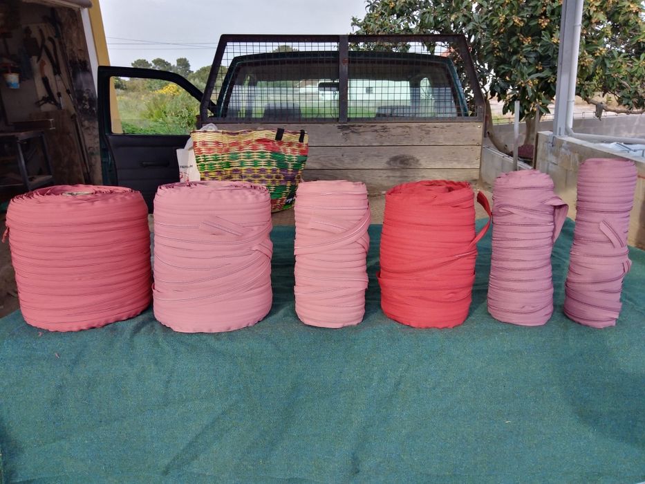 Rolos de fechos  para costura