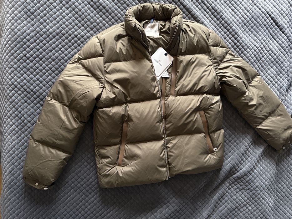 Kurtka Puchowa Moncler