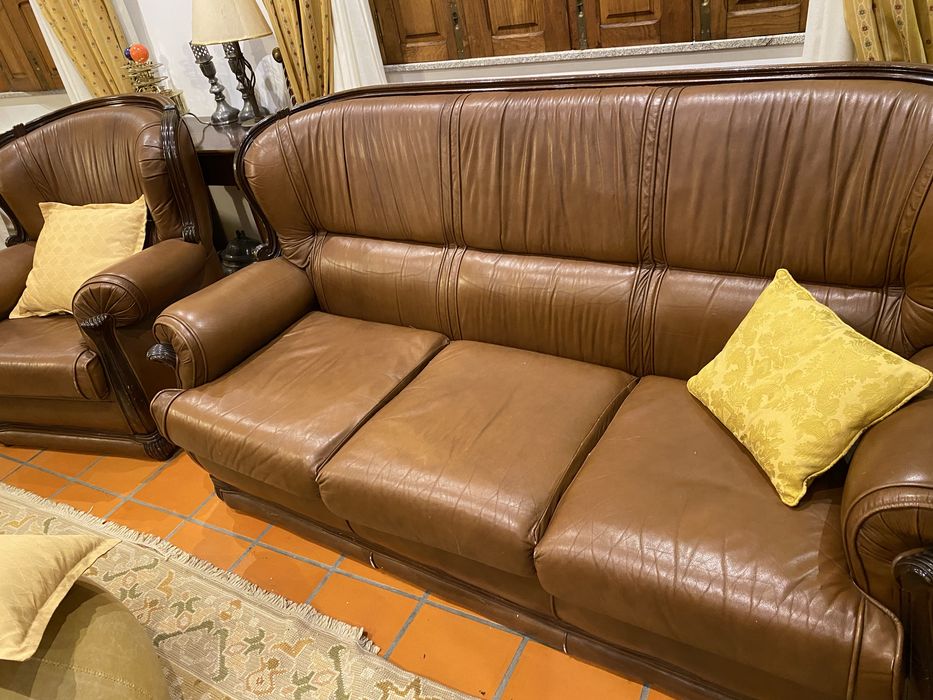 Comjunto de sofas em pele