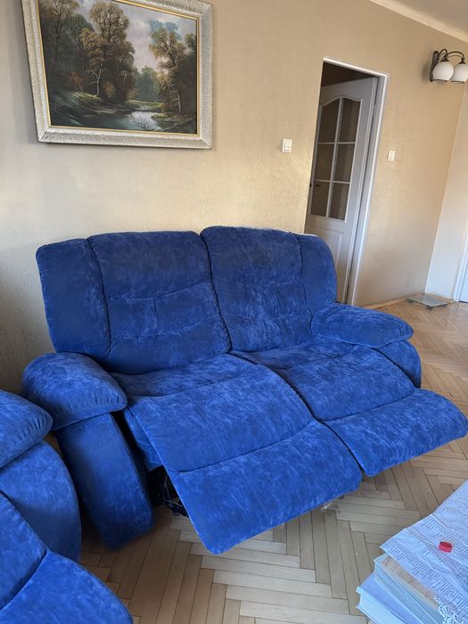 Kanapa + fotel w kolorze niebieskim