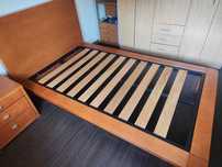 Quarto solteiro com colchão