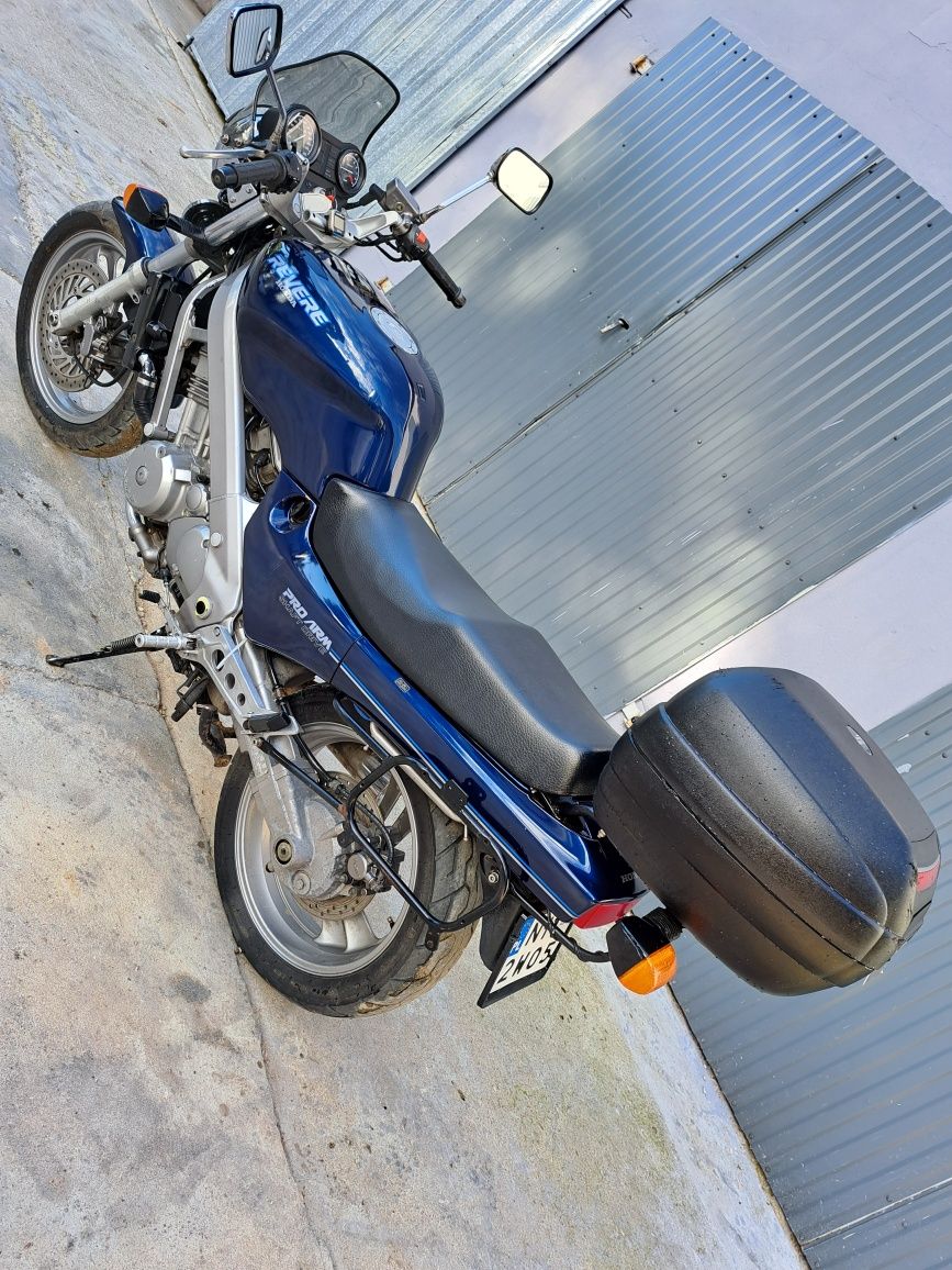 Honda revere 650