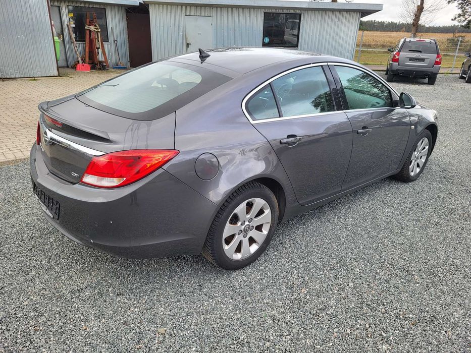 Opel Insygnia 2.0 CDTI Sedan z Niemiec