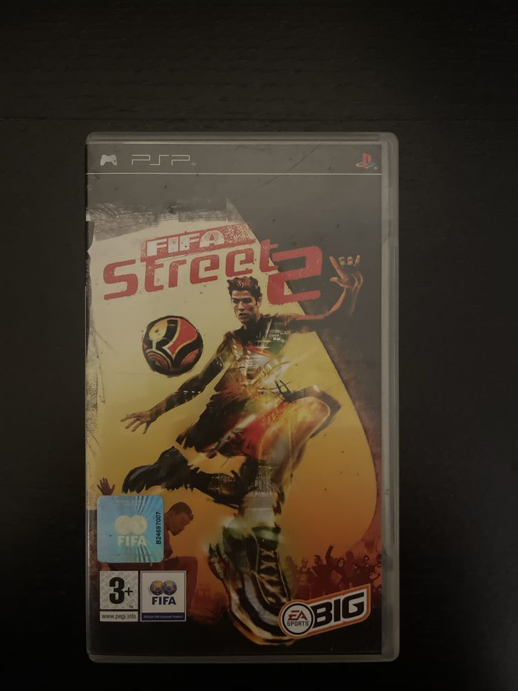FIFA Street 2 - PlayStation Portable (PSP)