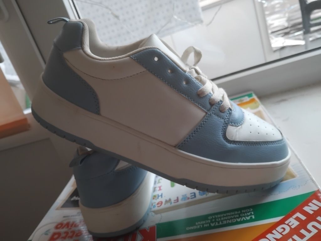 41 р.Кроссовки мужские Primark