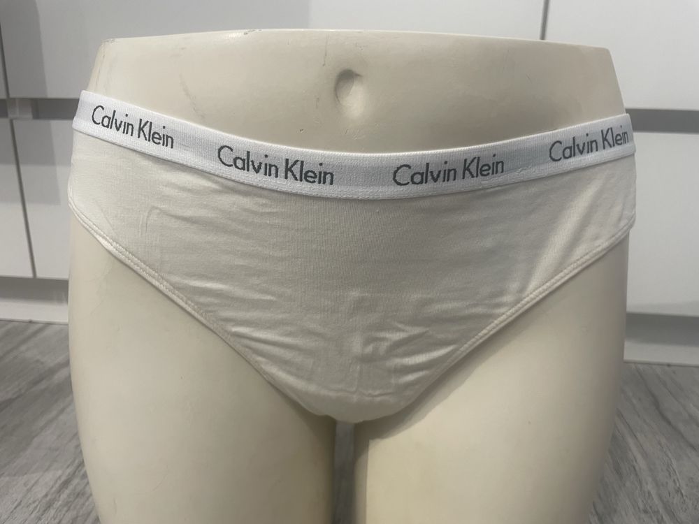 Calvin Klein stringi majtki rozmiar XL